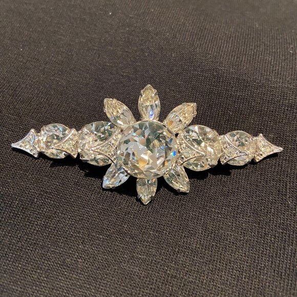 Vintage Signed Eisenberg Ice Clear Rhinestone Bar Brooch